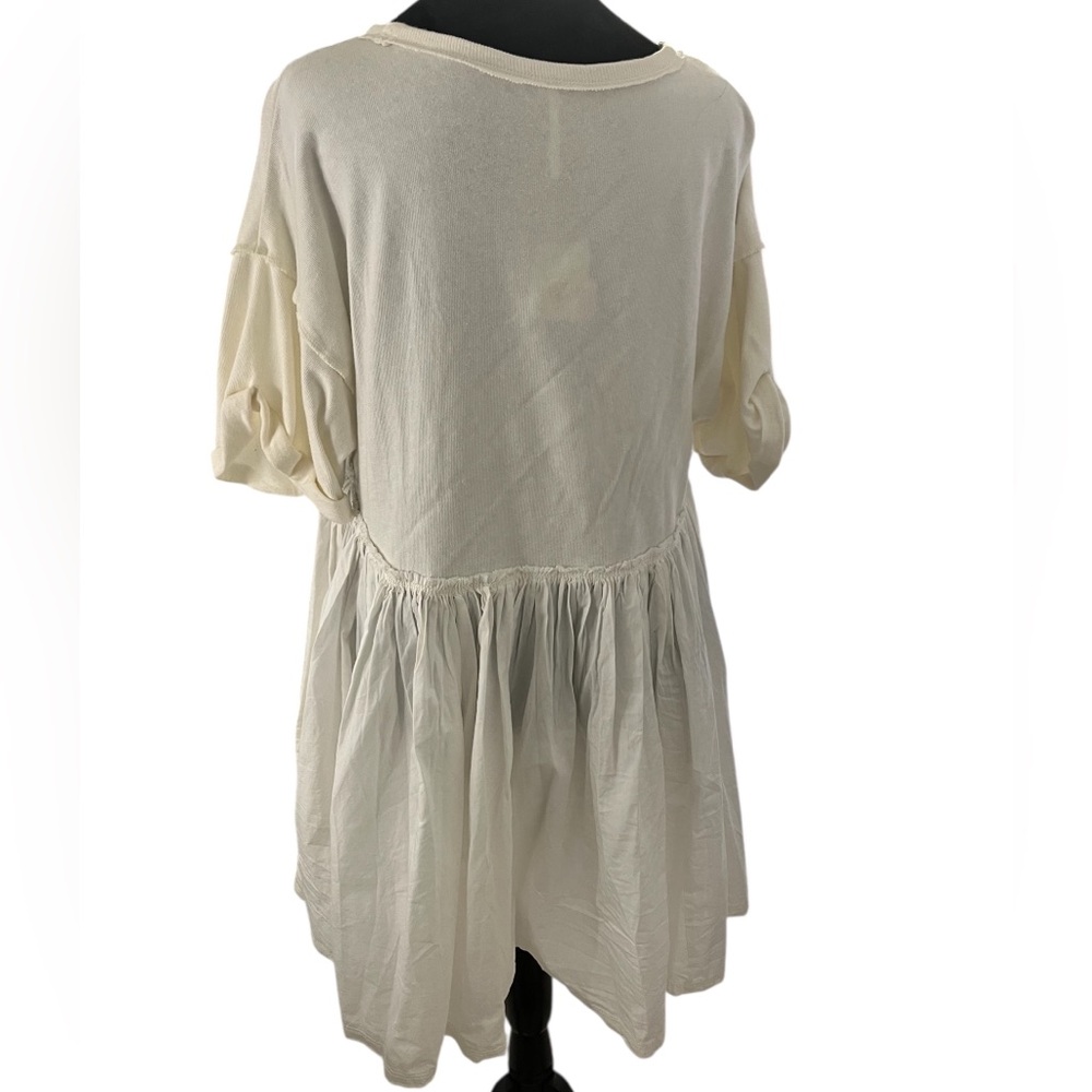 Free People White Pleated Tiered Mini babydoll  Sundress with Dolman Sleeves - Picture 4 of 6
